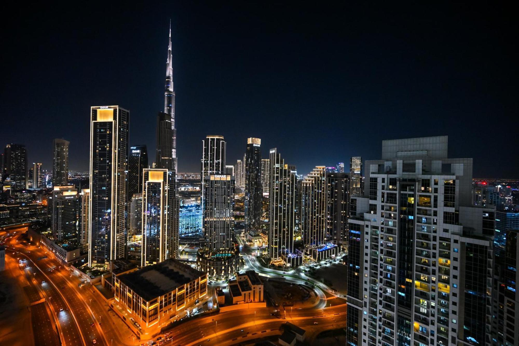 Apartment New 2 Bed Burj Khalifa View, 64th Floor Infinity Pool
